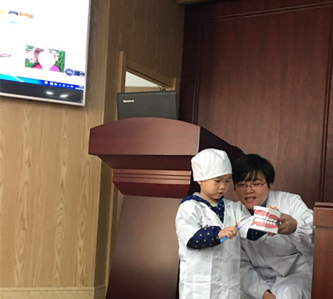 微信图片_20181028152015_副本.jpg